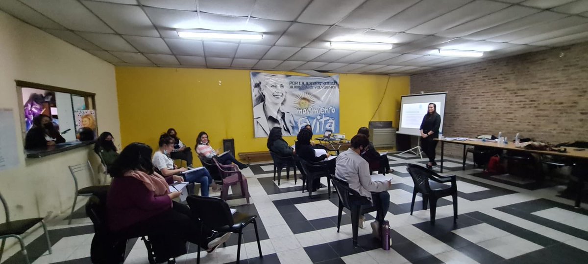 Gestion_TEP's tweet photo. 🔹También vamos a realizarle el logo al corredor productivo de Río Negro, que es un proyecto de generación de empleo y propone articular la comercialización de las producciones locales y lograr el crecimiento de la agricultura familiar y asociativa.

#ArgentinaUnida https://t.co/xvuKjfJQb8