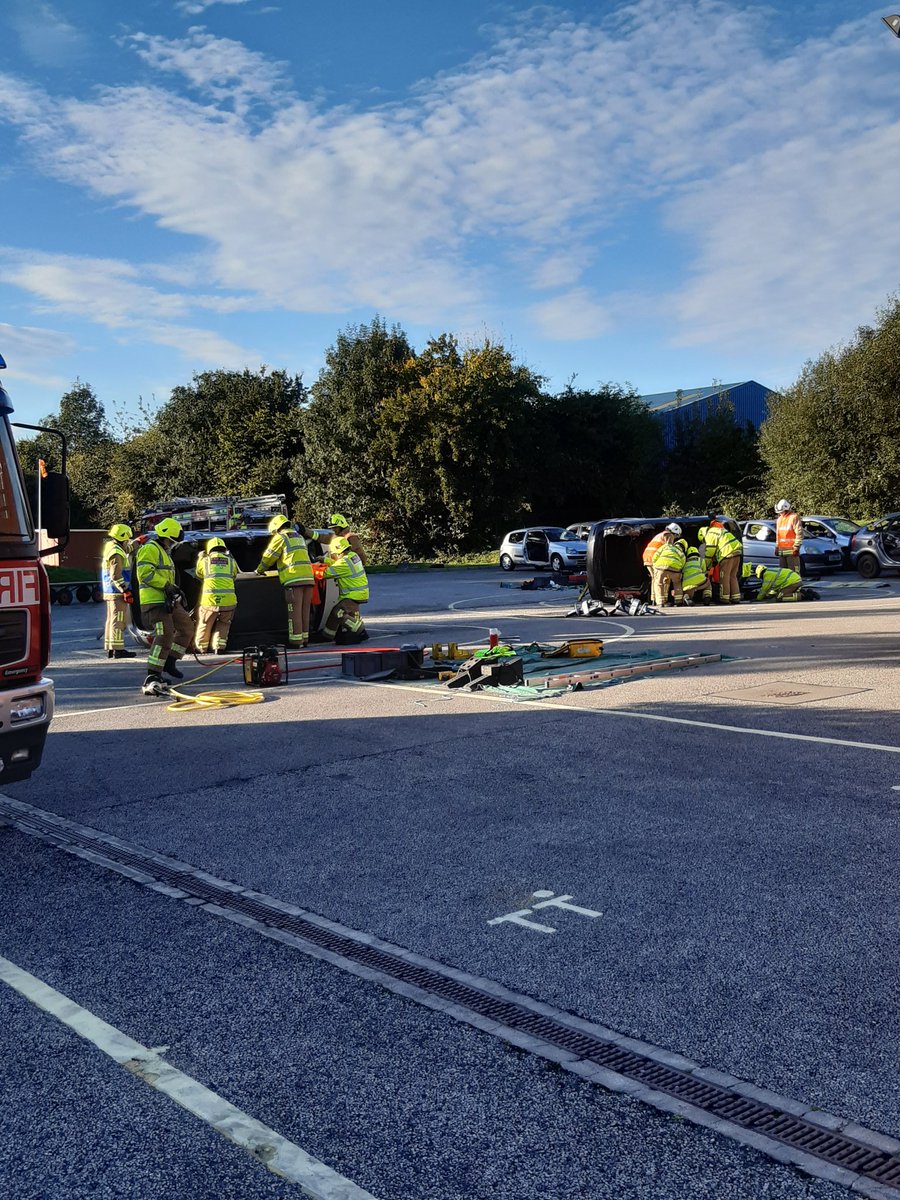 NyfrsTC's tweet photo. Day 3 of our initial RTC course. At least it has stopped raining 👍 @NorthYorksFire @NyfrsR https://t.co/S7LDHKyJMN