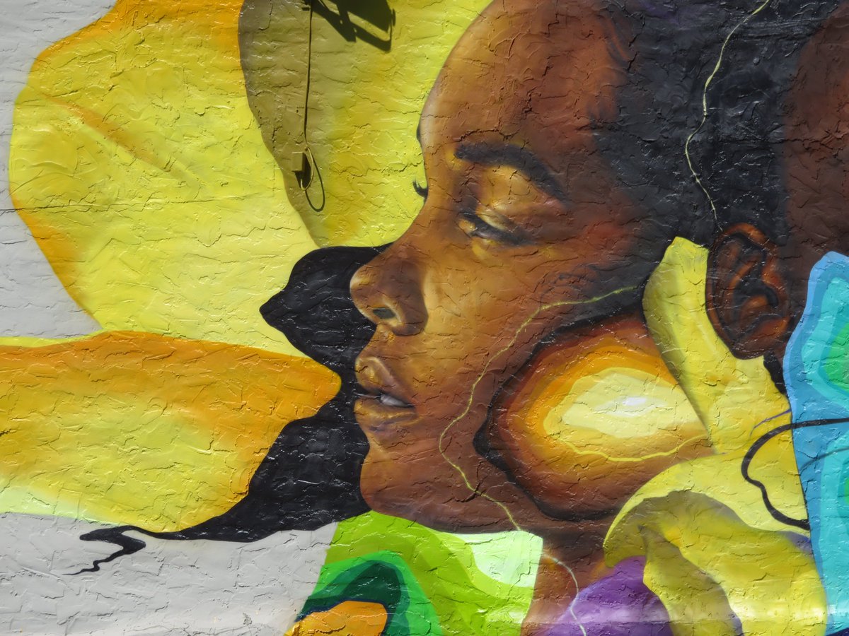 CLEPublicArt's tweet photo. This is the final individual featured #ClevelandWalls installation, though we will finish the week w/add'l images. Chicago artist @MaxSansing beautified this wall at E. 46th &amp; Prospect (4500 Euclid Ave rear). #murals #streetart #midtownCLE #ThisIsCLE  #worldwidewalls #texture https://t.co/RThCJSzHQ2