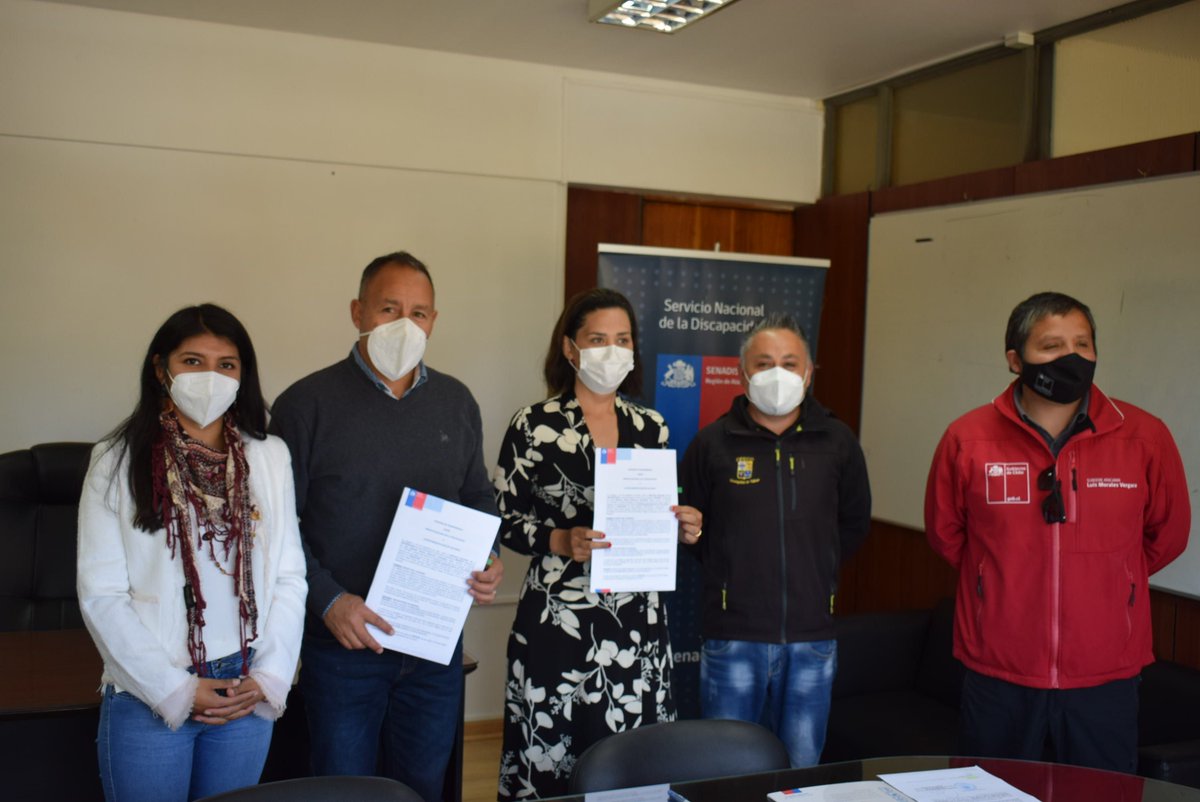 Actualidad:

Municipio de Vallenar y SENADIS firman convenio para fortalecer la inclusión en la comuna
 
el objetivo es dar una ayuda a la independencia de estos beneficiados

Info: <a href="/MuniVallenar/">Muni Vallenar</a>