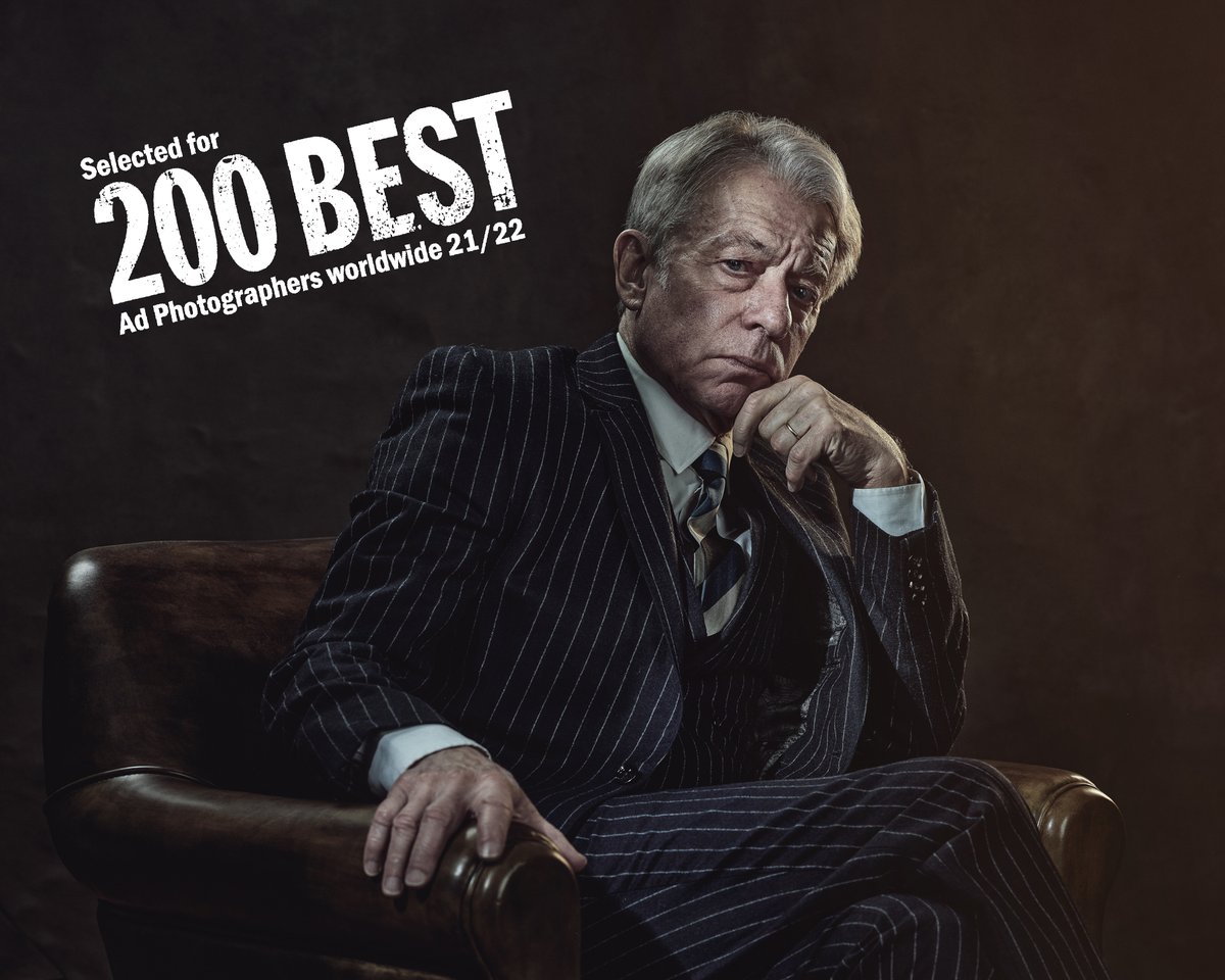 OriginalTheatre's tweet photo. ๐CONGRATULATIONS ๐
@MichaelWharley whose stunning portrait of Stephen Boxer from #ASplinterofIce has been selected for inclusion for Lurzer's 200 Best Ad Photographers Worldwide 2021-22 @luerzersarchive
Amazing Photographer and Portrait ๐ท
๐๐๐ https://t.co/c6mg6d4dJQ