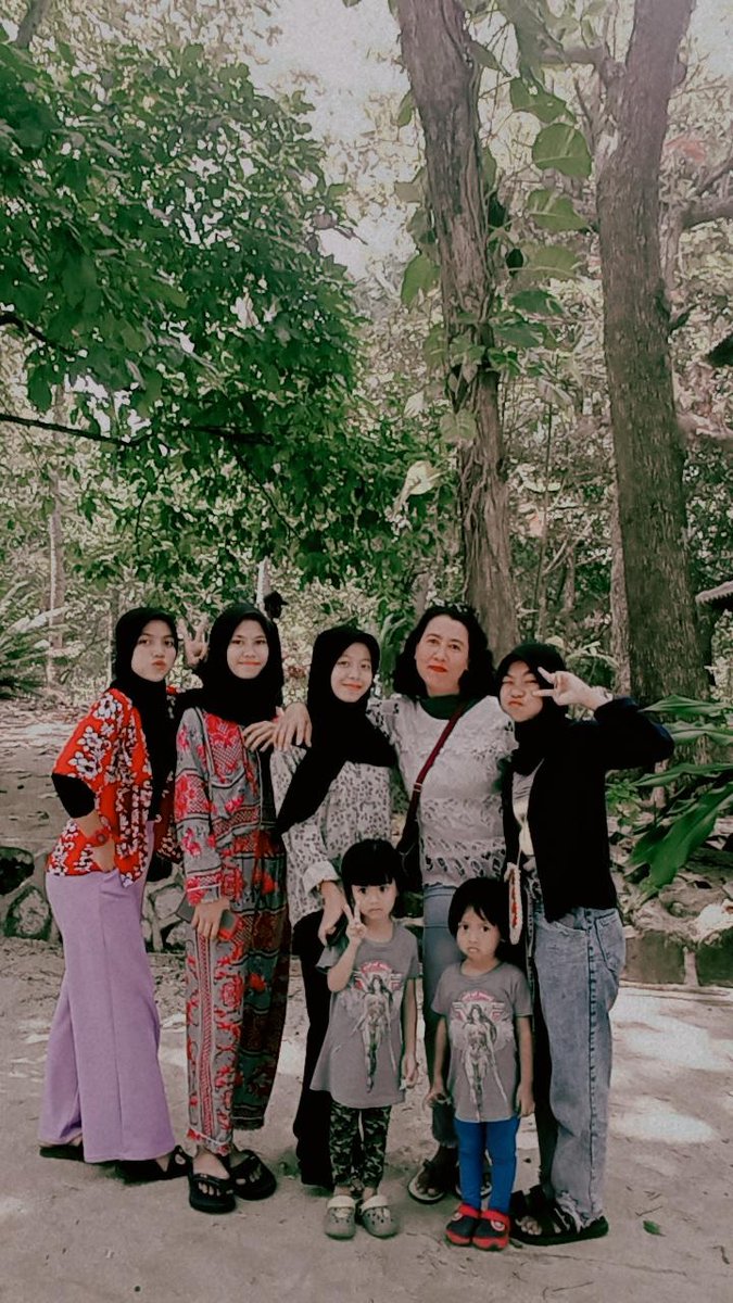 Keluarga adalah harta yg sangat berharga