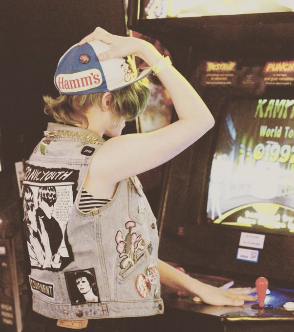 Missing the arcade&hellip; https://t.co/CcoAnzP06g<a href="/tag/porn"class="tags"><span>#porn</span></a><a href="/tag/xxx"class="tags"><span>#xxx</span></a><a href="/tag/queer"class="tags"><span>#queer</span></a><a href="/tag/threesome"class="tags"><span>#threesome</span></a>