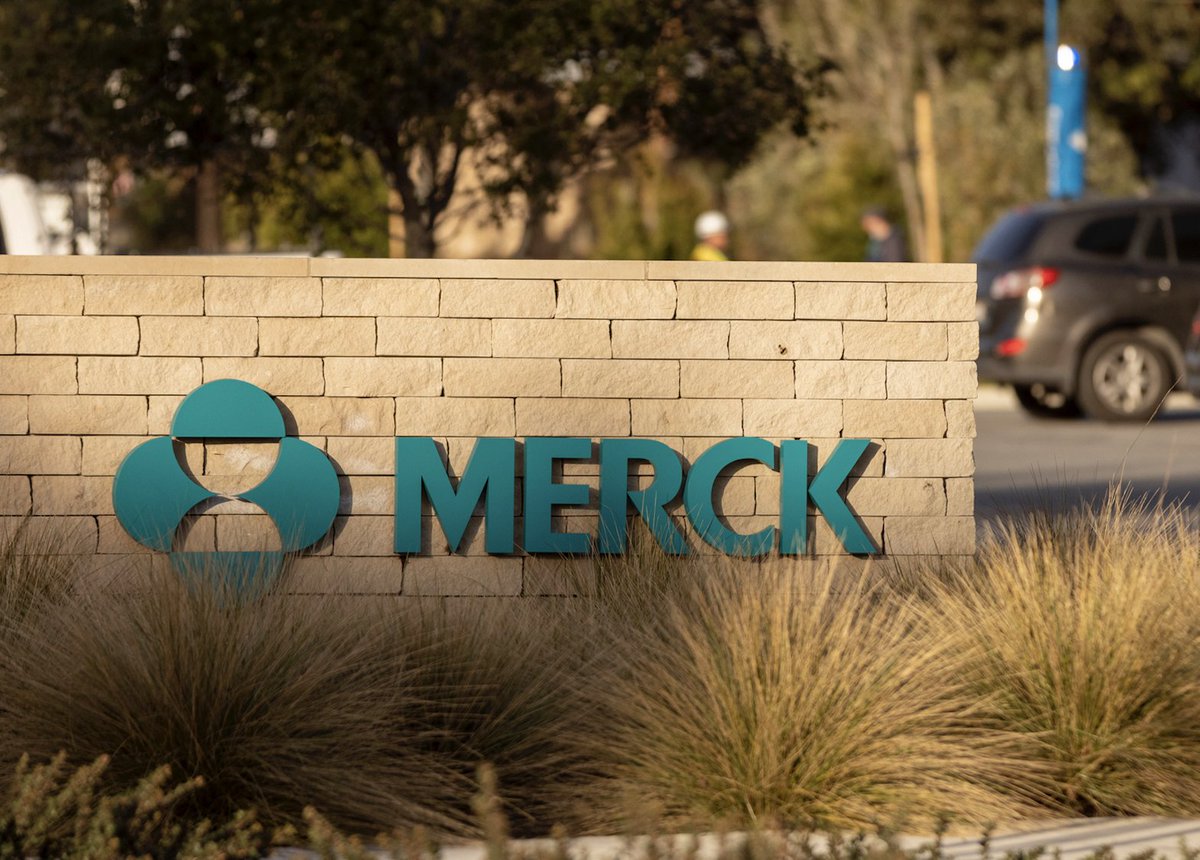 Syapse's tweet photo. Today, we announced a new partnership with the 
@Merck Center for Observational and Real-World Evidence. Read the full release to learn more: https://t.co/CHf9POdIgL
 
#RWD #RWE #oncology #collaboration https://t.co/qQRq3QxvSp