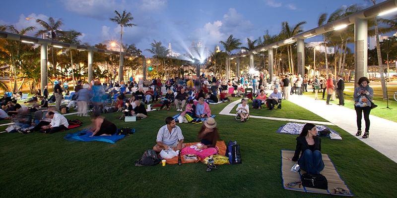 Tonight kicks off the first film screening of the 2021-2022 SoundScape Cinema Series and we will be screening The Pursuit of Happyness.

The screening will take place at SoundScape Park at 8 pm EST and is free to the public. No ticket required.

We hope to see you there!