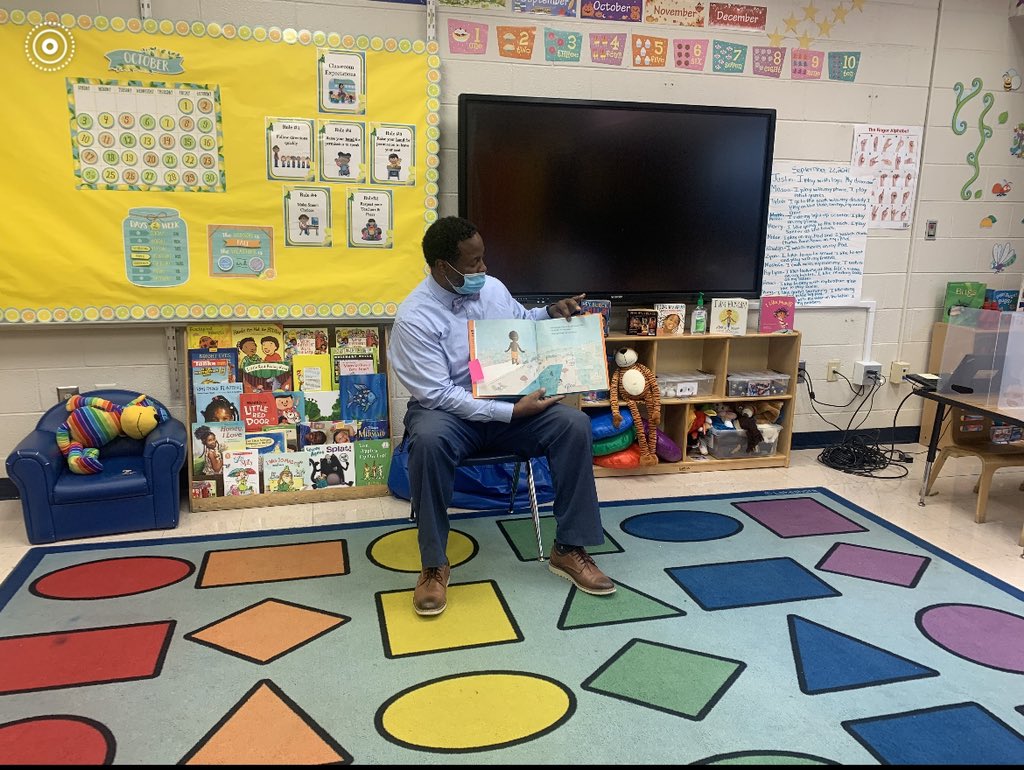 FelixRuffin (@felixruffin16) on Twitter photo Pre- K asked me to help celebrate their week by reading to 🐅 cubs in the 🐅 den. I had a 💥. Happy Pre-K week <a href="/CasPrinciTmomon/">Tiffany Momon</a> @kdavidibcascade <a href="/CascadeAPS/">Cascade Elementary</a> Pre- K asked me to help celebrate their week by reading to 🐅 cubs in the 🐅 den. I had a 💥. Happy Pre-K week <a href="/CasPrinciTmomon/">Tiffany Momon</a> @kdavidibcascade <a href="/CascadeAPS/">Cascade Elementary</a>