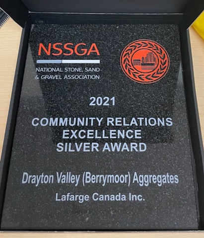 Lafarge_Canada's tweet photo. Congratulations team! π We're proud to announce that Lafarge Canada's Berrymoor Pit has received a 2021 Community Relations Excellence Silver Award from @NSSGA.
Find out more: https://t.co/jezfxE7PLg
#BuildingProgress #BuildForAll #communitysupport #maketherightchoice https://t.co/zoBfxr7MyZ