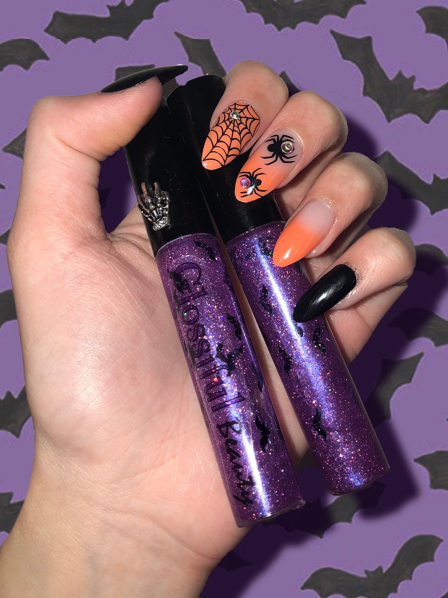 GlossifulBeauty's tweet photo. The site is now live!! You can now purchase our best-selling collection just in time for Halloween!🎃 Link in bio to shop https://t.co/7fuguNZRUm
