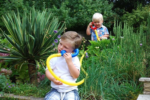 Fledglings's tweet photo. Looking for gift that encourages children to communicate and interact with others?

#TickiT Talking Tubes can help develop children’s communication and social skills. Use them to talk between rooms or across an outdoor area to encourage imaginative play.
👉https://t.co/Kw6YtlGfMH https://t.co/y8kgnXgLmi