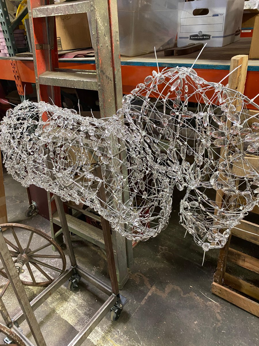 ParamountAurora's tweet photo. Mice may turn to horses onstage, but here's the real process for creating the horses you'll see in Cinderella! Our props department went to Blackberry Farm to make a mold of a carousel, which they used to create the crystal piece that will be in the show! π β¨#BuiltInAurora https://t.co/LZpVC7wRNb