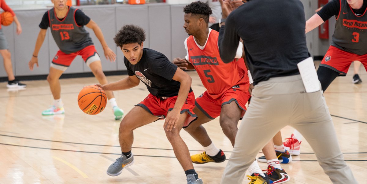 UNMLoboMBB's tweet image. Help us welcome guard Safi Fino-A-Laself to the program! #GoLobos 

STORY: bit.ly/3Dhb031