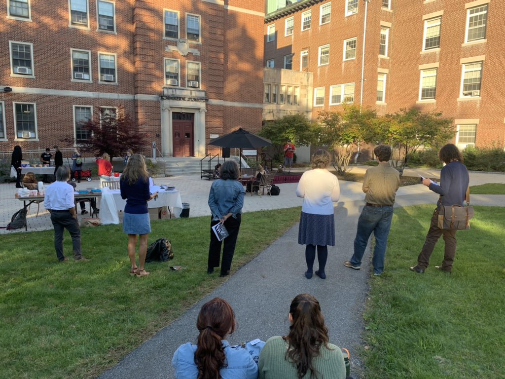Loved watching Adam and Charlie sing “You are my sunshine” for the Hemetera celebration <a href="/RegisCollege_MA/">Regis College</a> <a href="/RegisLife_MA/">Regis Student Life 🦁🐾</a>