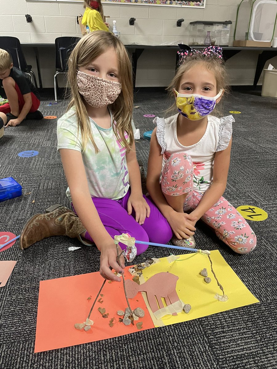 STEM_MVES's tweet photo. Second graders planned, gathered materials, and created a device that would keep food safe from animals while camping. Their determination and innovation amaze me each day! @MVESGainesville @2ndgrade123 https://t.co/3TbXbWQVNc
