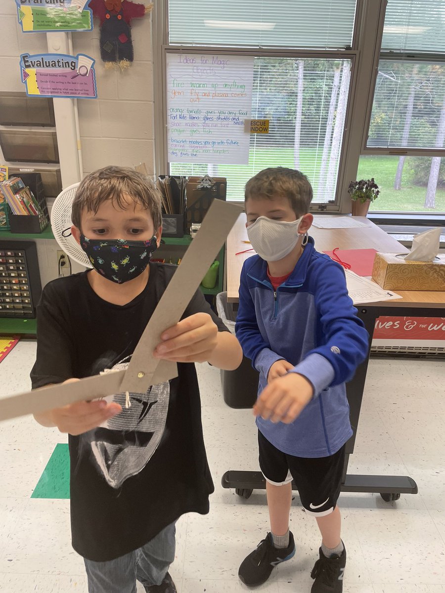 hello4th's tweet photo. Creating a model of a limb of an animal or human in science today. #circulatorysystem @BCSDHill https://t.co/uFZsbpEHgM