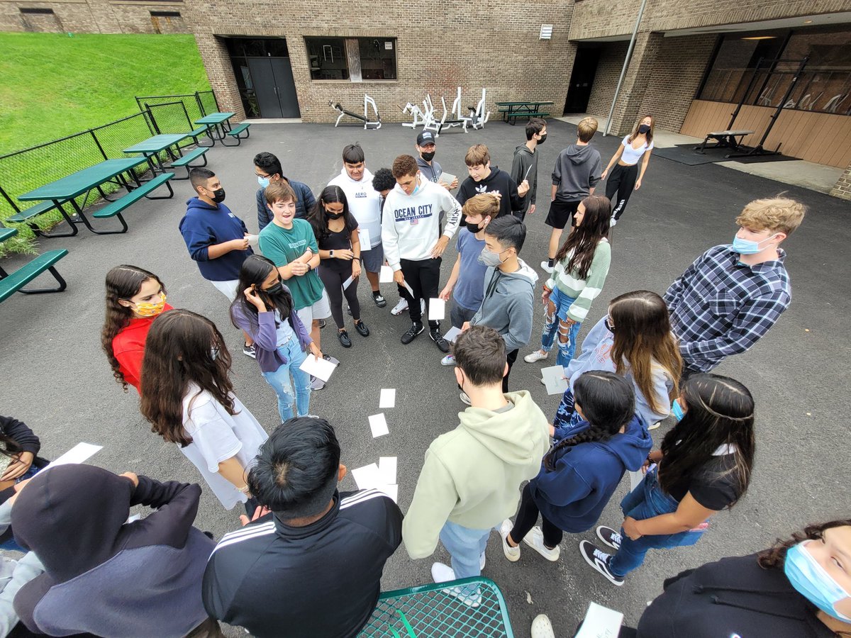 RarcherRebecca's tweet image. Health classes headed outside for a collaborative activity on prioritizing. They worked together to arrange &amp;amp; discuss a variety of human needs. @brewsterschools @BCSD_BHSPrin @BCSD_Athletics #maslowshierarchy #understandingbehavior #humanisticpsychology #cooperativelearning