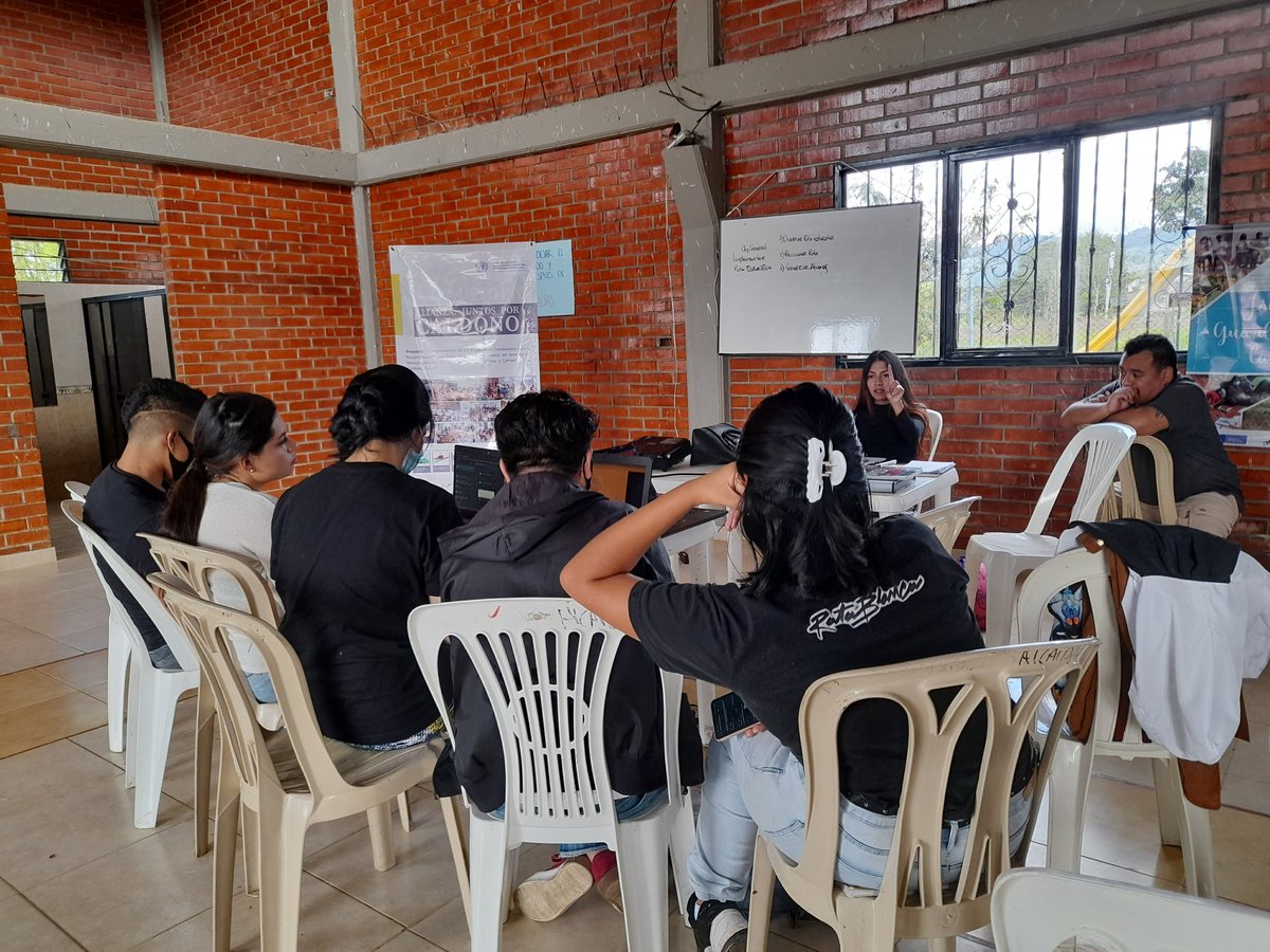 CaldonoPor's tweet photo. #Hoy los Jóvenes Guardianes de la paz siguen formandose en temas de formulacion de proyectos. 
 #ElFondoAvanza #FondoUNOcol #PazDesdeLaBase #SomosLaPaz 

@FondoONUCol  @CaldonoPor  @ONU_es  @CaldonoPor https://t.co/Jn1JUTfnNY