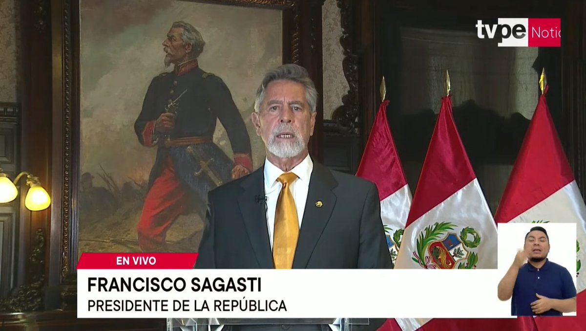 jsudaka's tweet photo. Francisco Sagasti daba mensajes a la Nación con el cuadro de Francisco Bolognesi de fondo.
Pedro Castillo da mensaje con Tupac Amaru II. https://t.co/ArHLJ5ohaA
