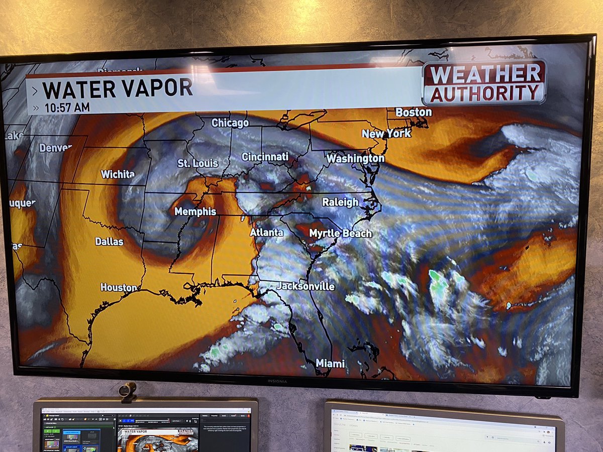 SydneyMadisonW's tweet photo. I noticed something a little spooky in the forecast tonight! The water vapor forecast is bearing an uncanny resemblance to The Spiral Hill 🎃 @EdPiotrowski #NightmareBeforeChristmas https://t.co/EnlEx1bJBB