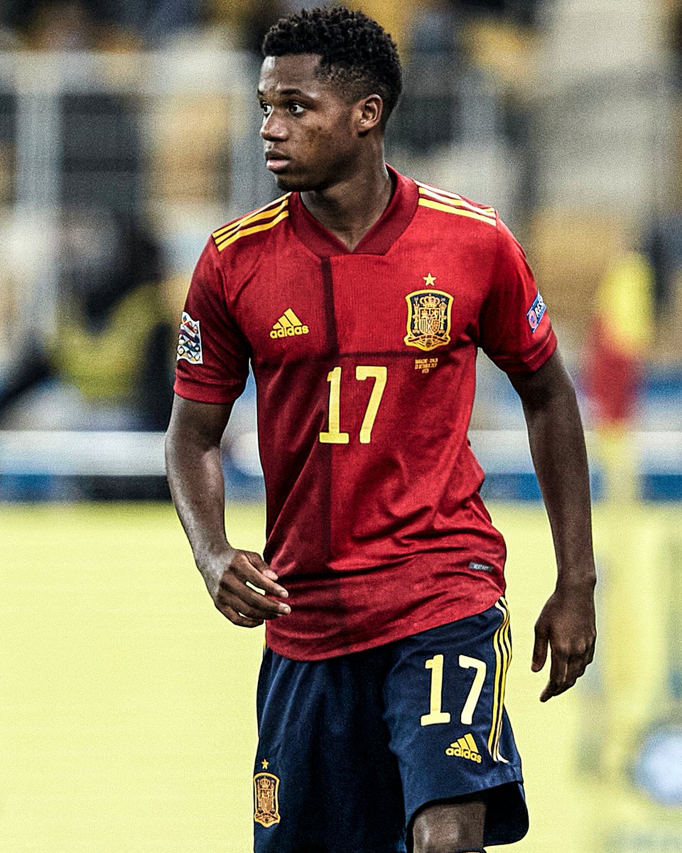 brfootball's tweet photo. Ferran Torres (21)
Pedri (18)
Ansu Fati (18)
Yeremi Pino (18)
Gavi (17)

Spain's young core is here to stay ✨ https://t.co/7TMNrIvbwC