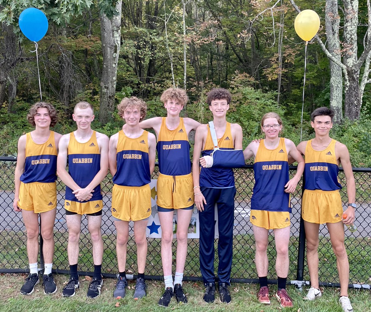 QuabbinAD's tweet photo. Congrats to our XC seniors participating in their last home league meet today vs Hudson. ⁦@tgsports⁩ ⁦@gardner_news⁩ ⁦@QuabbinFans⁩ https://t.co/EqdPtnPd50
