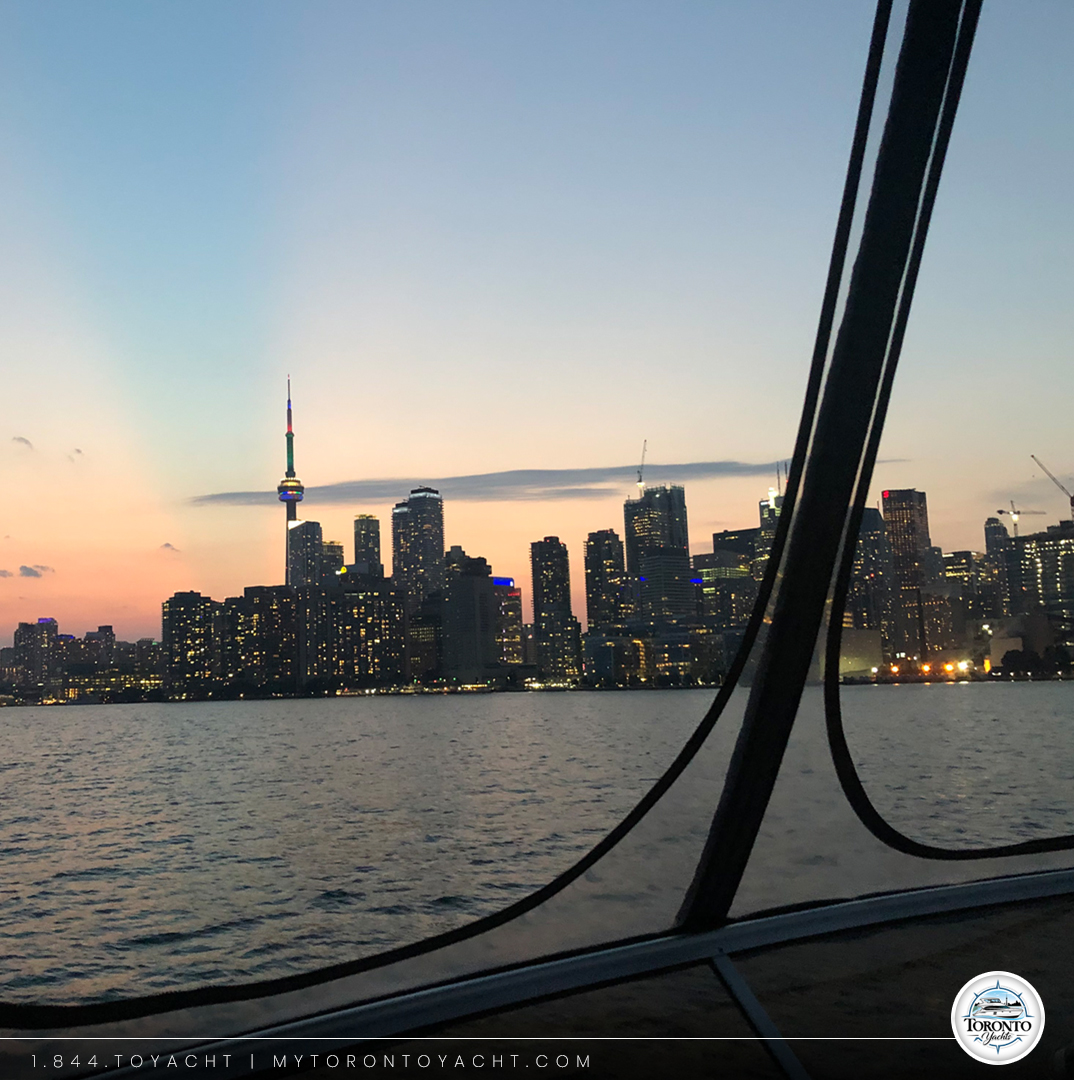 TorontoYachts's tweet photo. Invite your friends and family for the best #Thanksgiving ever; on a yacht! With the amazing view, you will make lasting memories with your loved ones that you’ll cherish forever!

Celebrate Thanksgiving the right way by booking today!

1 (844) TO YACHT https://t.co/0W15YgpGlo