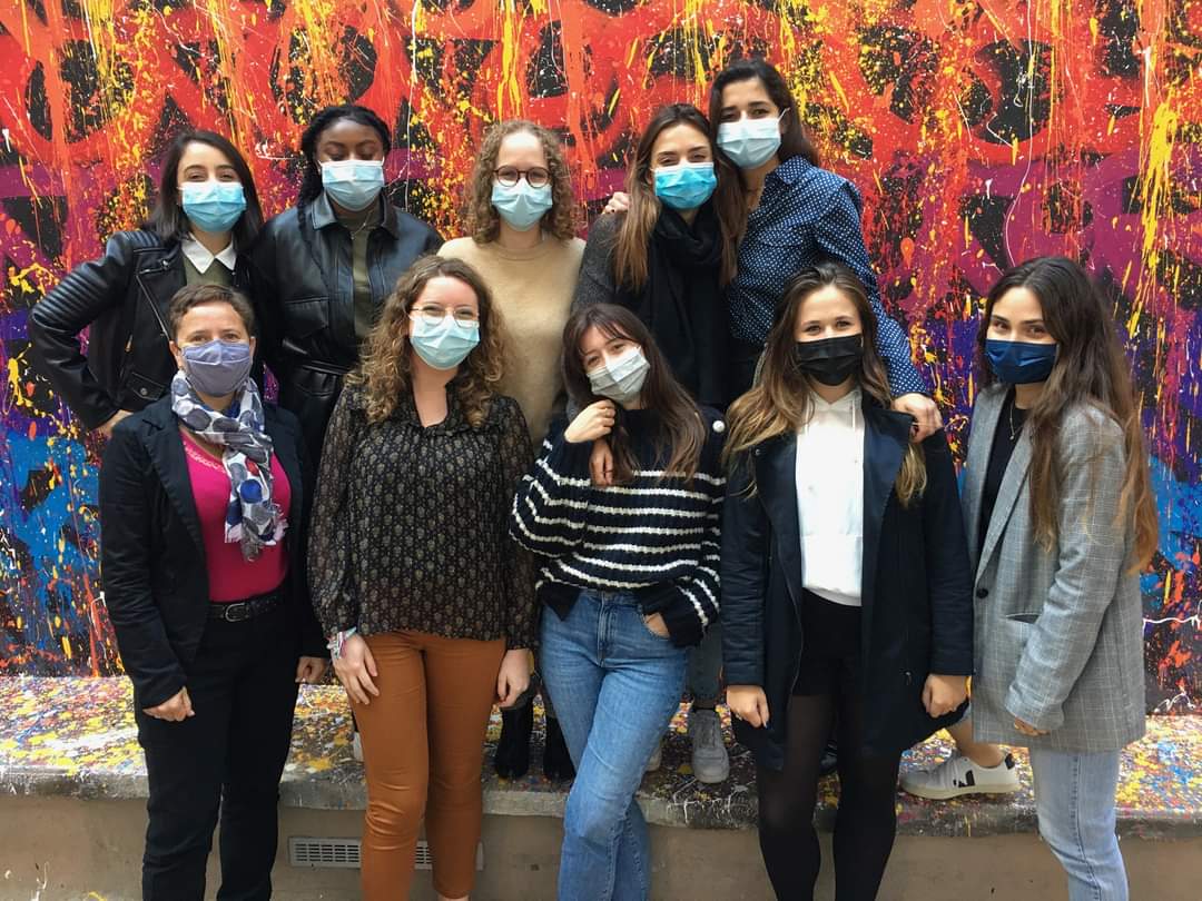 muriel_doucet's tweet photo. #Efap - Bienvenue aux étudiantes de la nouvelle promotion du MBA Communication Santé. Ravie de voir l'intérêt porté pour les sujets de communication dans le secteur santé https://t.co/mtzWYTAPJi