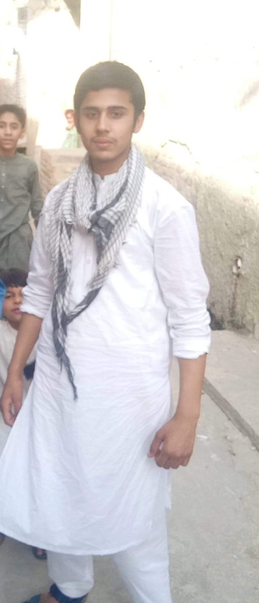 BohemianRevolt's tweet photo. Huzaifa khan, son of Taimoor khan from Pabbi has been missing for 2 days. He went to buy books in Nowshehra but hasn't returned.

Father's contact number : 03339003545 taimoor khan

Please RT for visibility https://t.co/FCVYV2ogwi