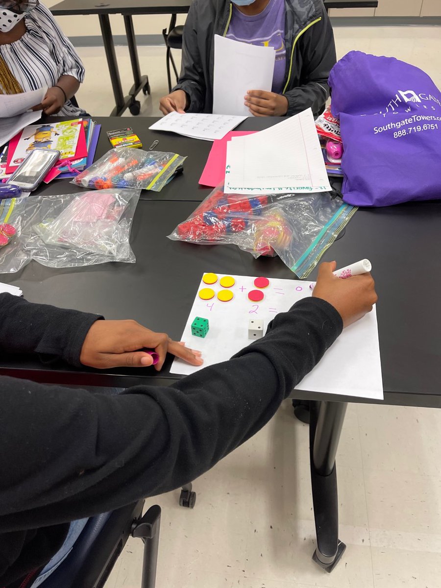 VIPS_BR's tweet photo. Thank you to @LatrendaK @ebrpschools  for leading an EveryOne Counts workshop for our LSU Math Friends! Ms. Knighten shared resources, fun games, and ideas for our Math Friends to implement during their weekly sessions with their students. Our volunteers learned so much! https://t.co/t2YZVVCFl9