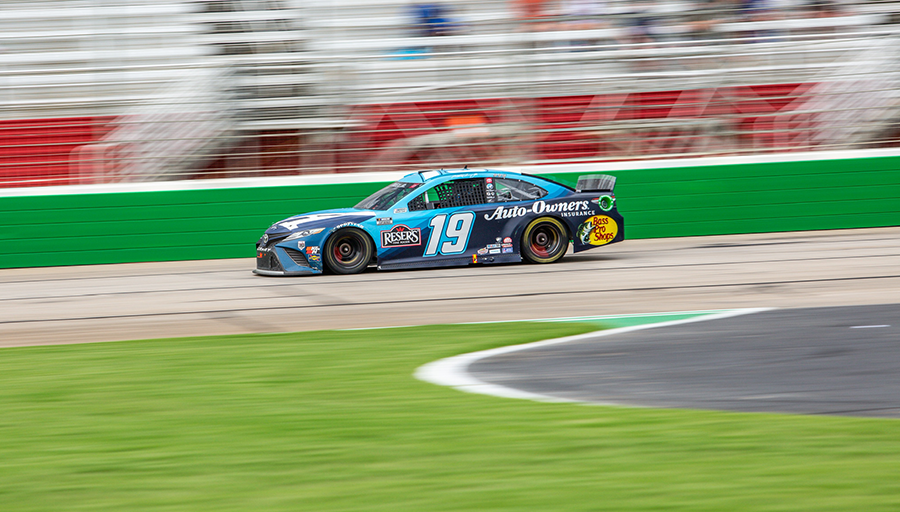 No better day than #NameYourCarDay to share our favorite car on the track. #MoodyBlue 💙🏁