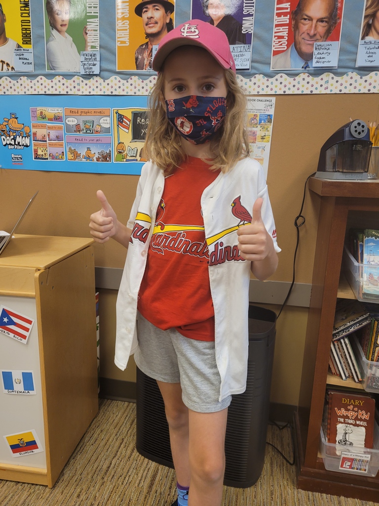 Wilson_School's tweet photo. We are celebrating Red October at Wilson! Sending good vibes to @Cardinals today #WilsonSchoolStL #STLCards https://t.co/a2gYmTOu3Q