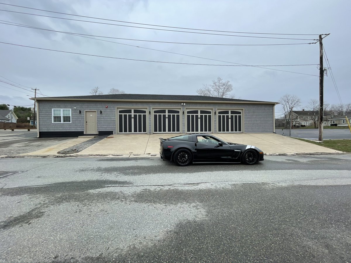 MoneyShift2's tweet image. REAL ESTATE FOR SATS SALE. Located in RI with .06kWh power and PLENTY of room for miners. Price? 4.20 #Bitcoin  Is used by me for automotive storage right now, hence the corvette, but I need more Bitcoin so I’m selling real estate.