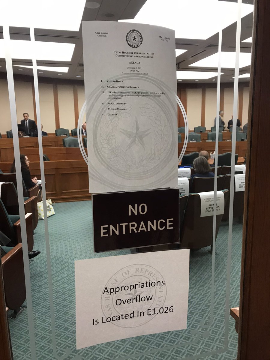 alymeytx's tweet photo. Another day at the Capitol asking #txlege to support long term care communities and frontline heroes! 

#HB145 #AmericanRescuePlan 

@LeadingAgeTX @DrGregBonnen @GovAbbott @DanPatrick https://t.co/qN4fIQL7sv