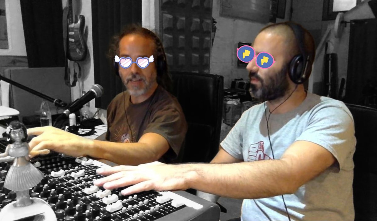 Vamos con el podcast #36 #LaPanchitaRadioShow
mixcloud.com/LaPanchitaReco…
Spotify, Ivox, YouTube, ITunes &amp; Tune In 👇🏽
lapanchitarecords.com/la-panchita-ra…
Micro Entrevista con <a href="/mikyperezm/">Miky Pérez</a>  #GudariDub
Temas de <a href="/PayohSoulRebel/">Payoh SoulRebel</a> <a href="/chalwaband/">Chalwa band</a> <a href="/RASTEO/">Ras Teo</a> <a href="/IRONDUBZ_/">IDZ</a>  
#reggaepodcast #reggae #reggaemusic