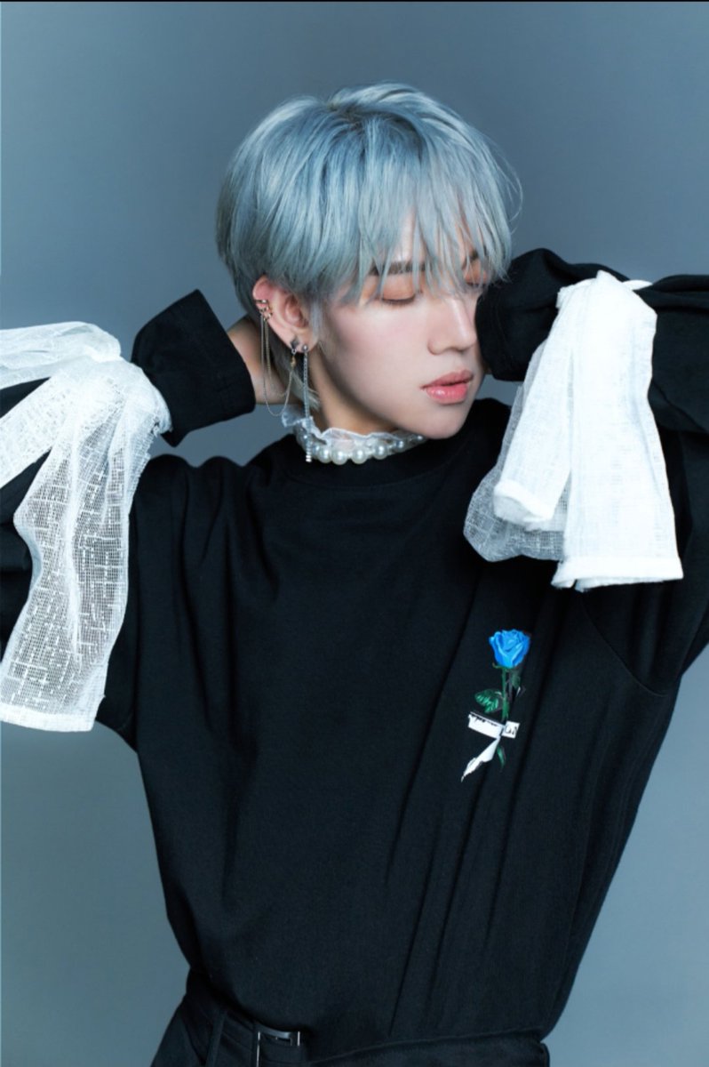 seoulology_00's tweet photo. Tribute x Loudi launches "Hold On"
part 1 

#TributexLoudi #HoldOn #HumanInitiative
#ContributeWithTribute
#TributeCollab
@LOUDI_Official
#TRIBUTE #트리뷰트 #LØUDI #Loudi #seoulology
#ロウディ #로우디 #원지훈 
#Projek_amal #COVID19Indonesia https://t.co/GbspNG40jL