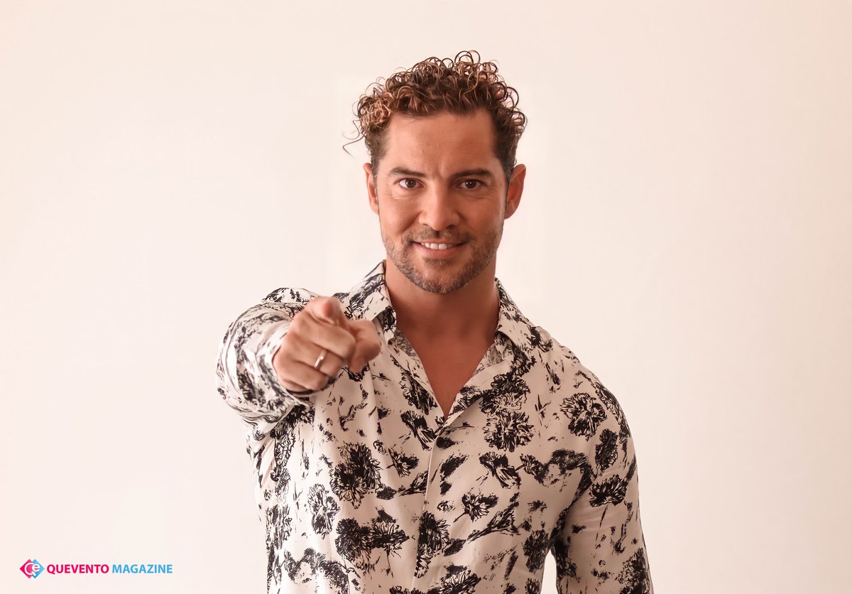 queventomag's tweet photo. Ilusionado con presentar su música a los puertorriqueños @davidbisbal. El cantautor narró las dificultades de la pandemia, sus nuevos proyectos y ofreció detalles sobre lo que será su presentación este próximo 8 de octubre en el @coliseopr. 📸: @jebr02 https://t.co/yIKBFWOIwR
