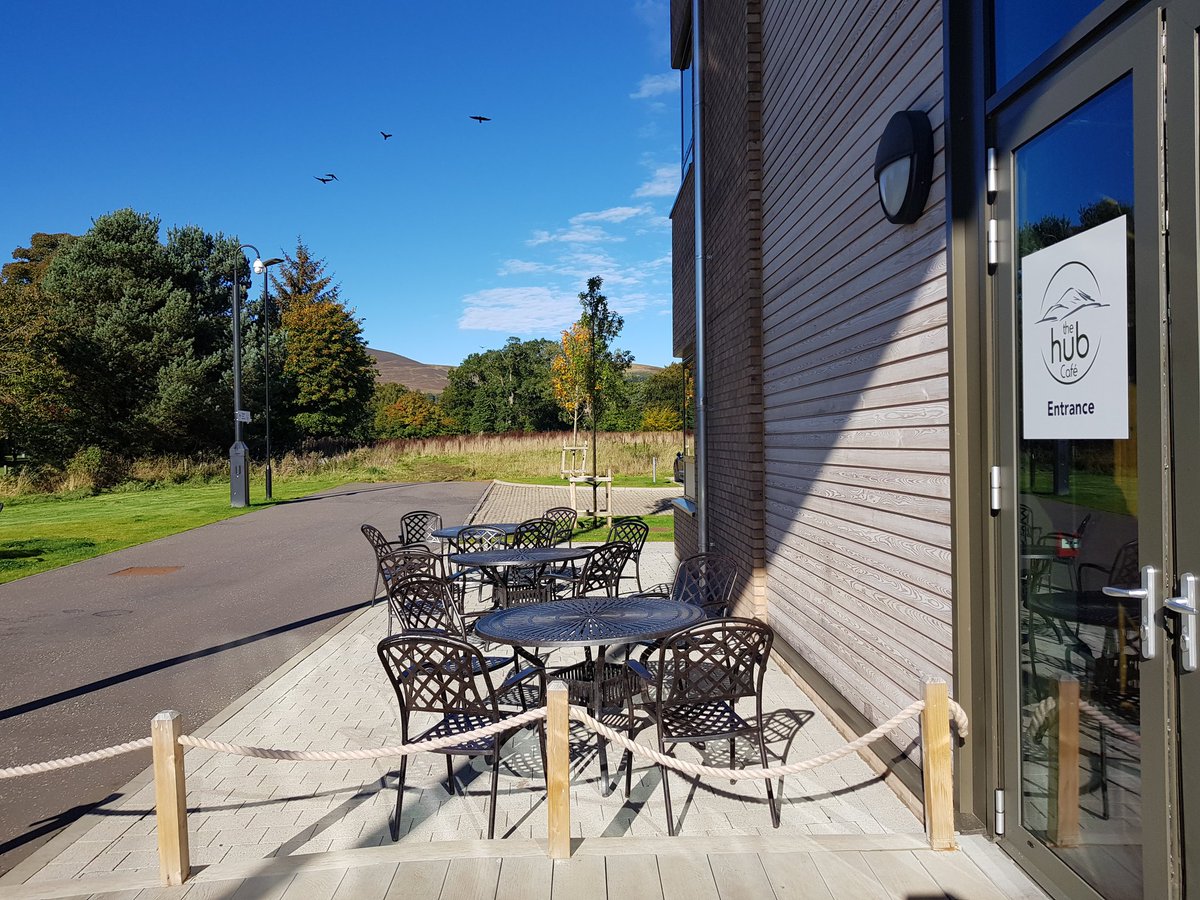 On a day like this, outdoor #meetings in the parkland setting of <a href="/EdinTechnopole/">EdinburghTechnopole</a>, together with the perfect coffee and cake at The Hub Cafe, make working and collaborating #inthezone a real treat. Make your business impact in #Midlothian > midlothiansciencezone.com/science/