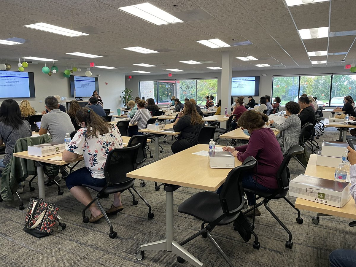 BhardwajMary's tweet photo. It’s a great day @ELC_EduIL! Over 50 of our families are learning about family benefit solutions and making new connections with each other. Future parent sessions coming soon! Come join us! @MeganClarkeELC @laurafine1003 @RickyMedina86 https://t.co/FX8rRJ0Gz9