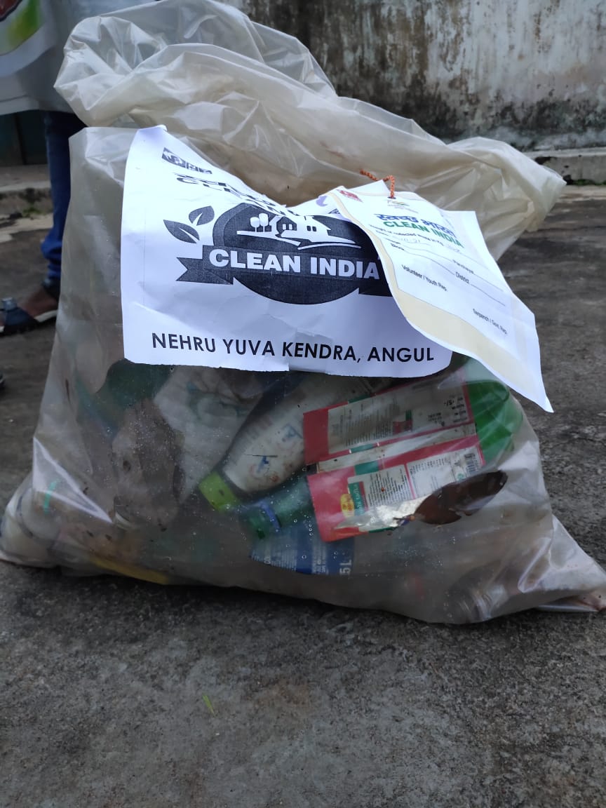 MYBharat_Angul's tweet photo. #CleanIndiaCampaign #cleanindia #AzadiKaAmritMahotsav in #Kaniha block #parabil #angul #odisha #NYK
@Nyksindia @NyksRd https://t.co/A0GP96FedJ