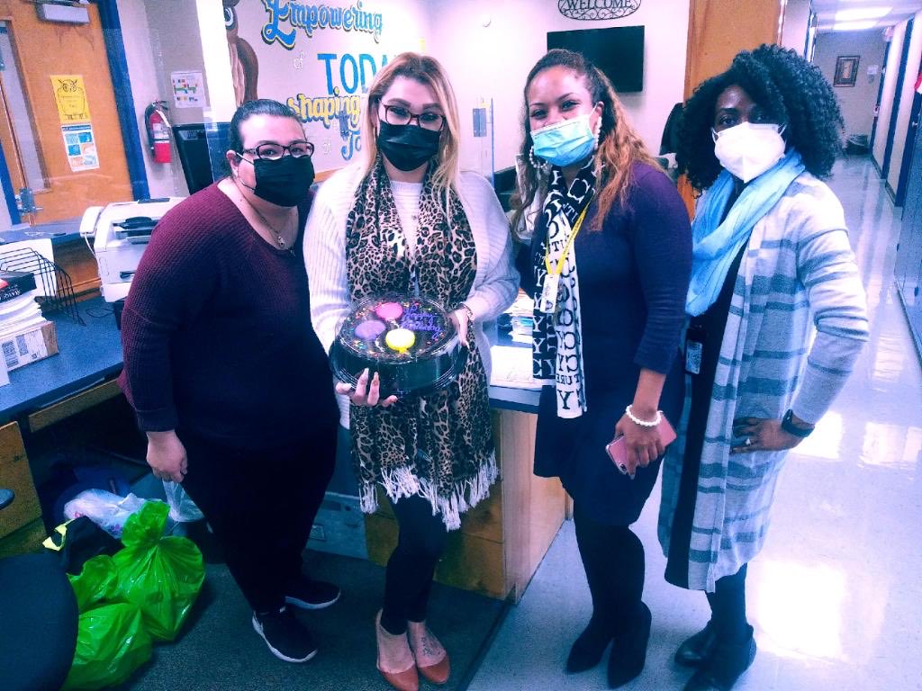 Maribel Salgado (@salgado1729) on Twitter photo National Principal Month!! Thanks for all you do <a href="/KWillGemini/">Kim J Will</a> 💛💙🦉#houstonisd #thankanhisdprincipal <a href="/AlcottHISD/">Alcott HISD</a> National Principal Month!! Thanks for all you do <a href="/KWillGemini/">Kim J Will</a> 💛💙🦉#houstonisd #thankanhisdprincipal <a href="/AlcottHISD/">Alcott HISD</a>