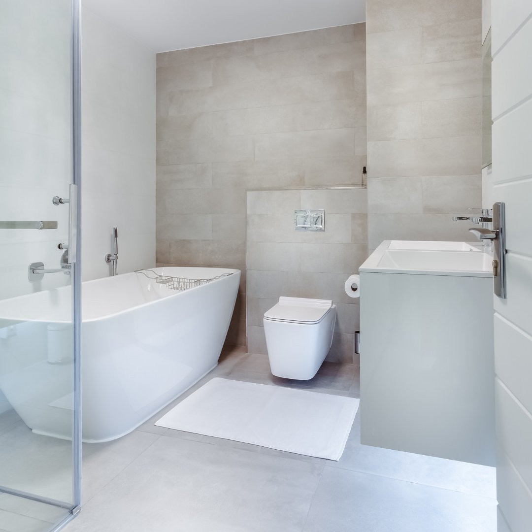 CasaMamparas's tweet photo. Si tienes ganas de cambiar tu baño pero no quieres pasar por obras eternas, nosotros podemos ayudarte!
Contamos con un equipo de profesionales altamente cualificados, que reformaran tu baño por completo en tan solo 5 días. #lacasadelasmamparas #granda #mampara #reformabaño https://t.co/swTHCuJwX0