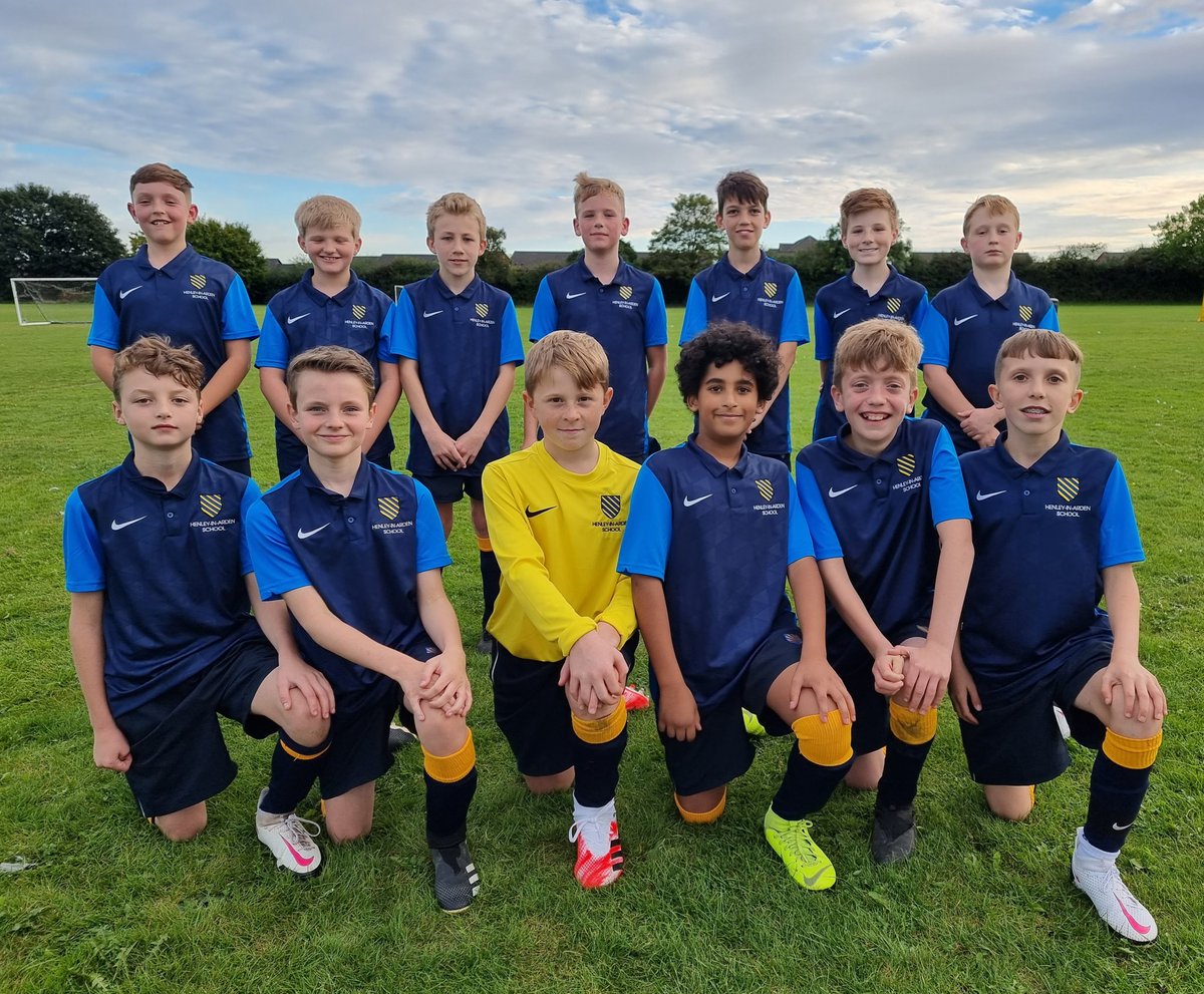 Year 7 footballers were sporting their new kit over at Campion this evening. It was a tale of 2 halves with Henley dominating play in the 1st and Campion in the 2nd. Lots of great performances &amp; lessons learnt. Final score 4-3 to Campion👏