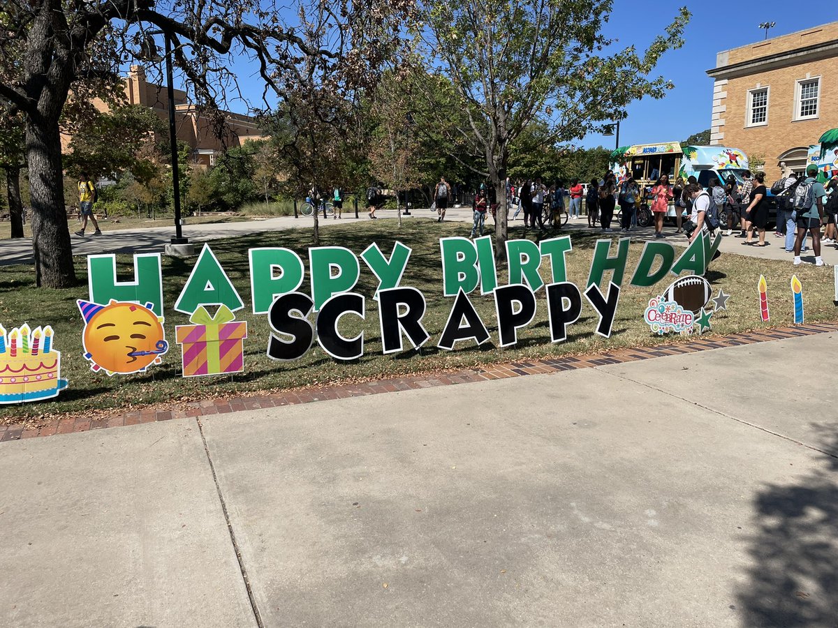 CorrieEdmondson's tweet photo. Wilma the Wildcat helping Scappy celebrate his birthday! 🎉 @GHS_Wildcats @UNTsocial @dentonisd @CheerGuyer https://t.co/nnhfY67eJO