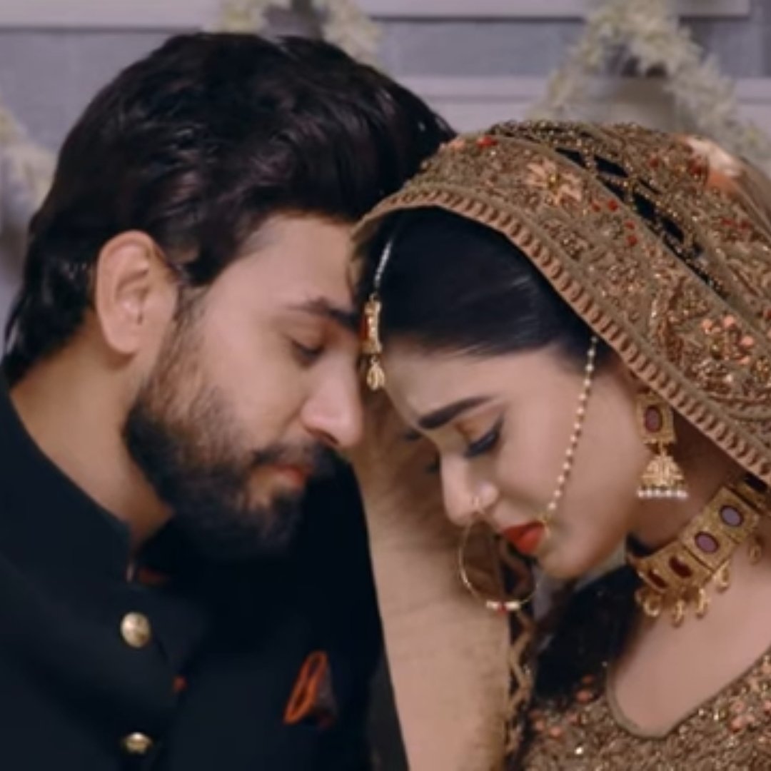 Kaunhotummm's tweet photo. not going to say anything about the characters or script or story anything just wanna say
#MaYed will be one of my fav Pakistani jodi forever ....❤️❤️❤️❤️
#RangMahal
#AliAnsari #SeherKhan
@HarPalGeoTv https://t.co/nIbG1gvdfh