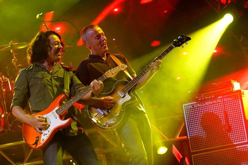 tearsforfearsbr's tweet photo. Há exatamente 10 ANOS, o Tears for Fears, com Curt e Roland, fazia seu primeiro show "solo" (não festival) na cidade com um dos maiores redutos de fãs da banda: São Paulo!
Você esteve lá? Conte-nos sua experiência!
#TearsforFears #CredicardHall #RolandOrzabal #CurtSmith https://t.co/h7TMJlkztU