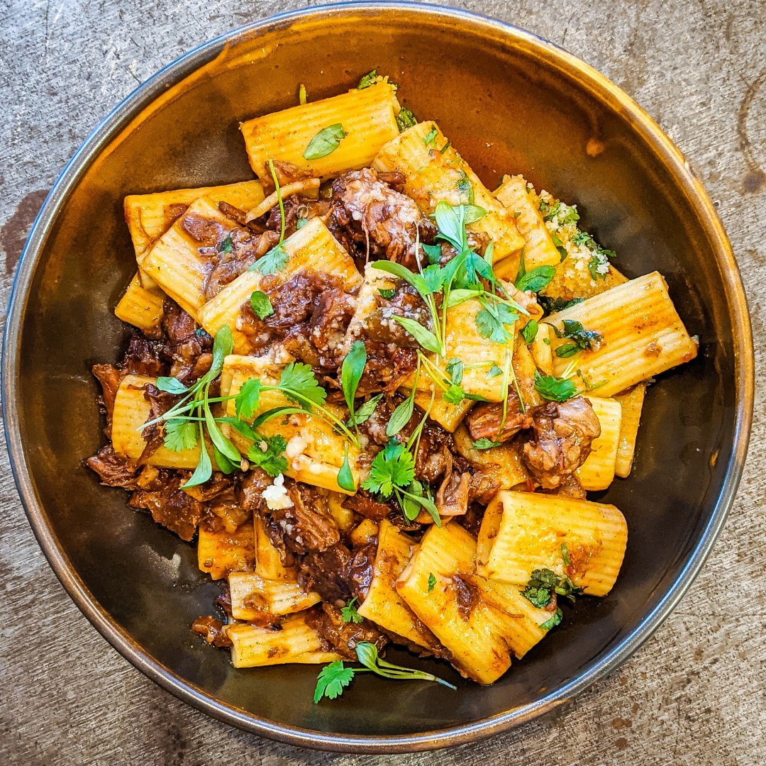 GrazeInnSheff's tweet photo. Beef Short Rib Bolognaise to warm the cockles 😋 View our menu here:
https://t.co/rkFcXuByeE
(Now open 7 days a week from 10am)
#sheffieldfoodie #sheffieldissuper #ecclesallroad https://t.co/cVGGpB7gaz