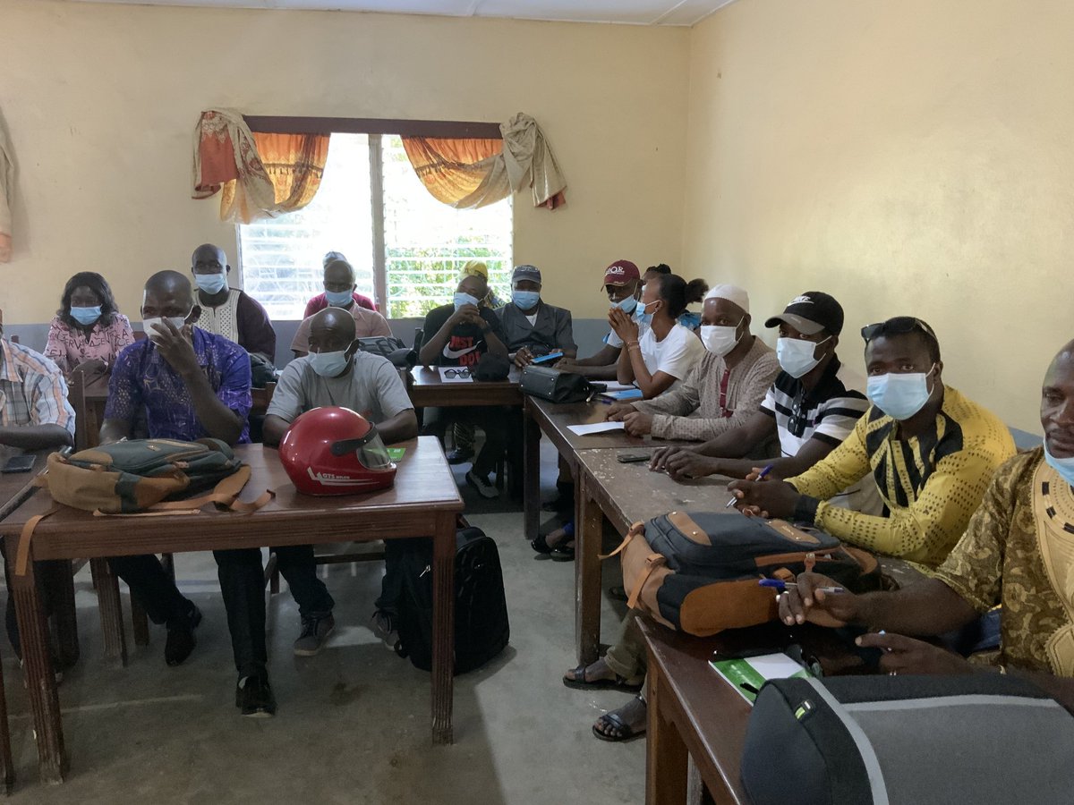 Post-#Ebola : Formation des formateurs dans la mise en œuvre de la #surveillance à base communautaire dans la préfecture de #Macenta. Au total 36 #agents de santé venus des formations sanitaires. <a href="/kizerbogeorgesa/">Georges Alfred Ki-Zerbo</a>
<a href="/WHO/">World Health Organization (WHO)</a> <a href="/WHO/">World Health Organization (WHO)</a> @anss_guinee <a href="/GouvGN/">Gouvernement GN</a> #Humansecurity