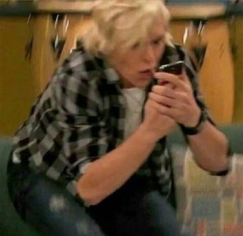 Evan K Theo| ROBRON FIANCE ERA 💕👻 tweet media