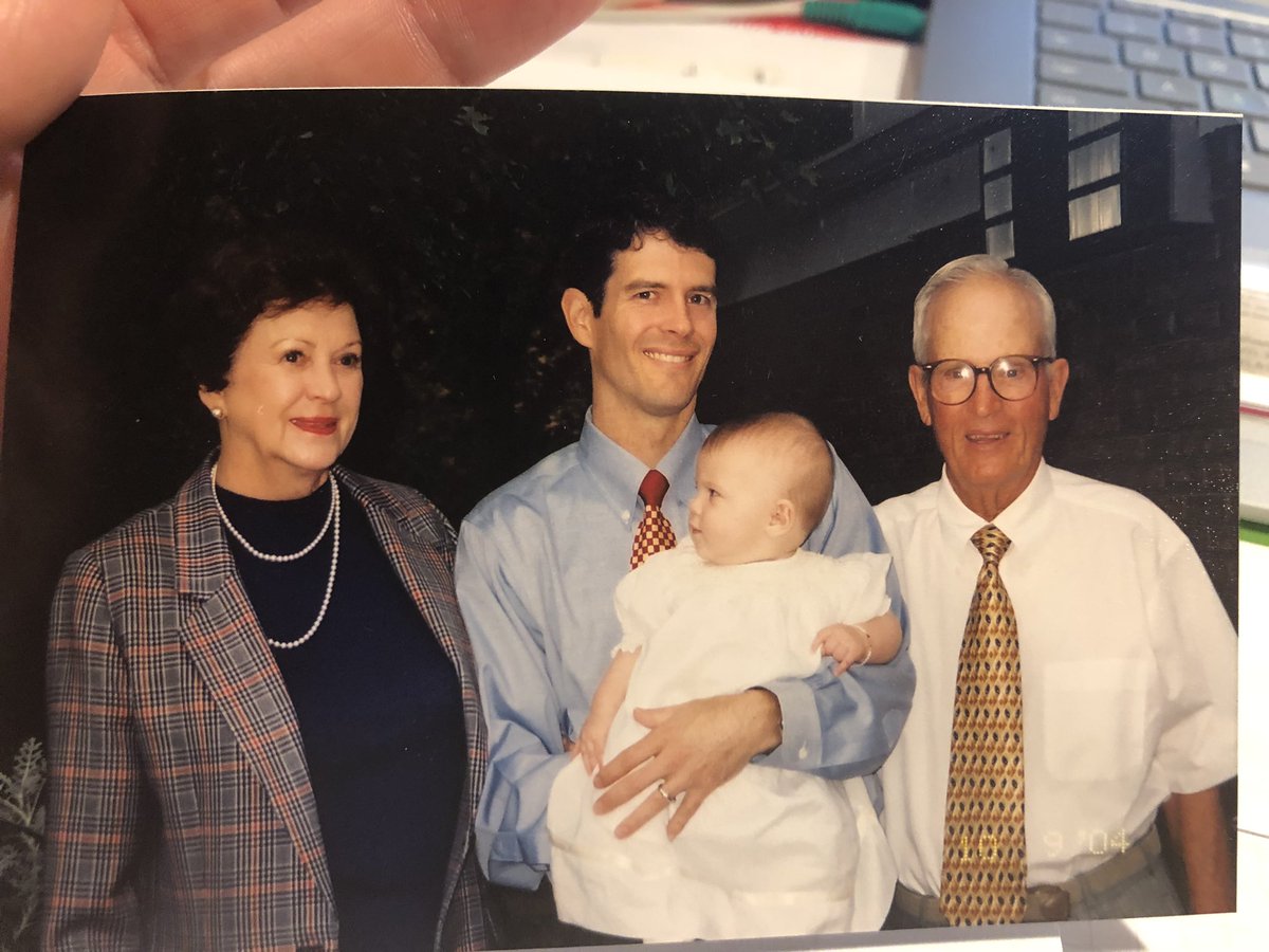 Tdriver8's tweet photo. I don’t randomly tweet things but my mother passed away on Sunday. To the few people who follow me this is just a reminder to pick up the phone, call a friend /relative and remind them how much you love them. Hug your kids , kiss your wife and be thankful for those in your life. https://t.co/4fytHW09HJ