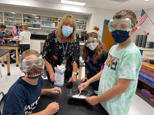 MWCSDTweets's tweet image. Mrs. Fritzs' 6th grade science classes were doing an Oobleck lab yesterday during their chemistry unit. They observed phase changes from a liquid to a solid, and a solid to a liquid, by applying pressure to a substance and changing the viscosity of the substance.
