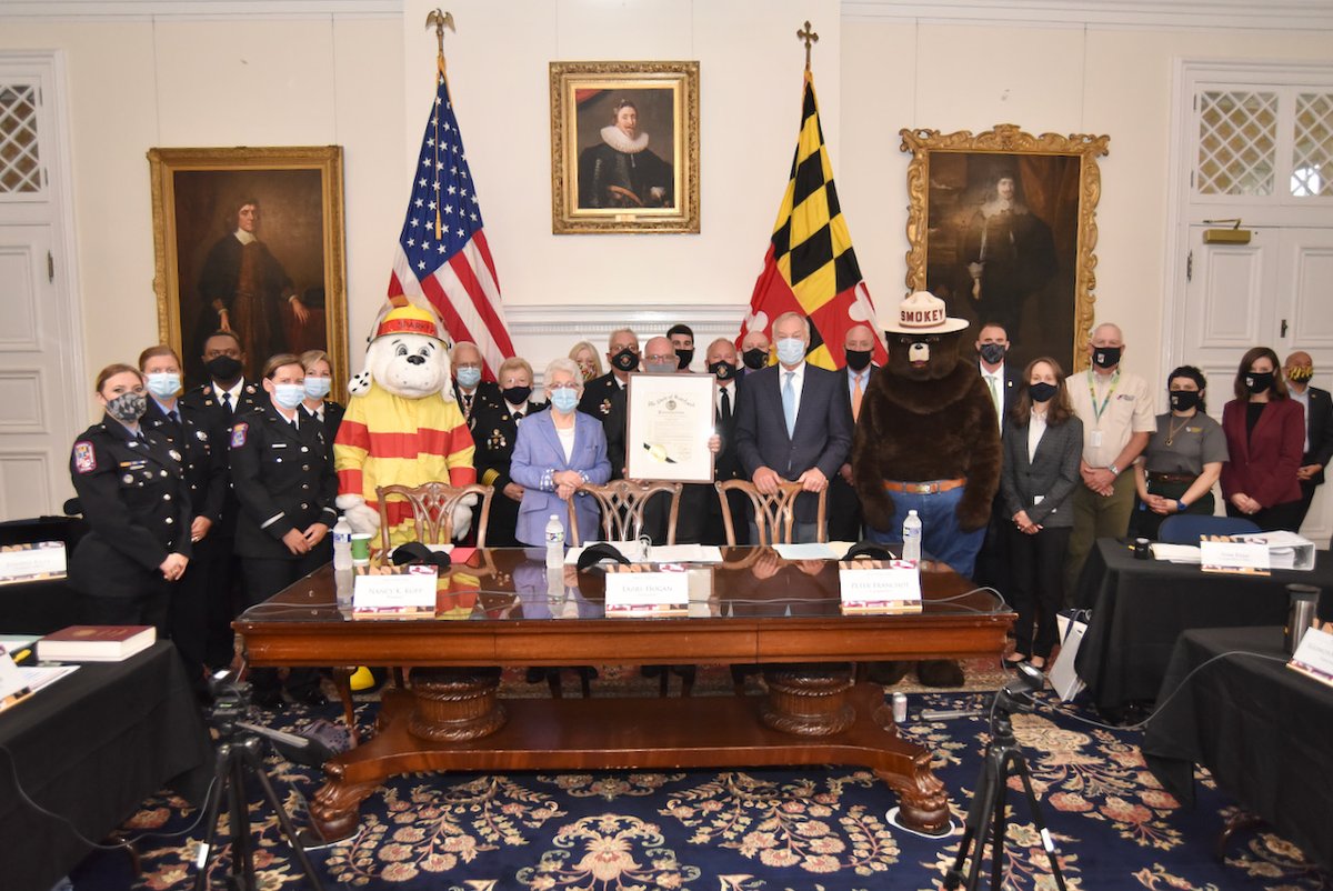 Governor Larry Hogan tweet media